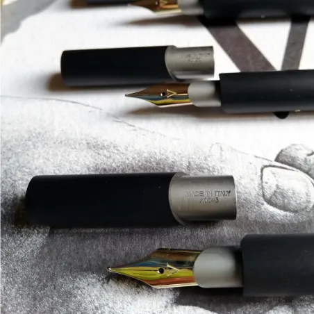 Stylo-plume à piston Venvstas Magna - Plume or 14 carats - Plume Fine