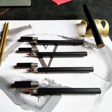 Stylo-plume à piston...