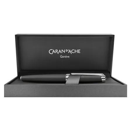 Stylo Plume M Caran d'Ache - Léman - Noir Mat - Coffret