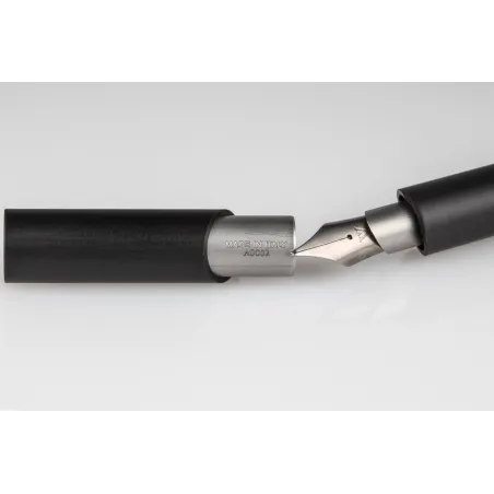 Stylo-plume à cartouche Venvstas Magna - Plume en Titane, plume M