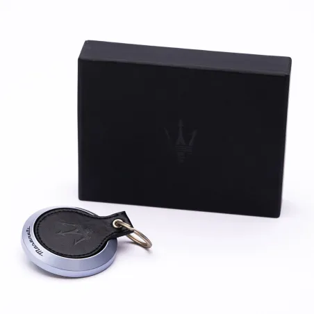MAGNETIC KEYRING MASERATI EDITION - MAGNETIC BLACK