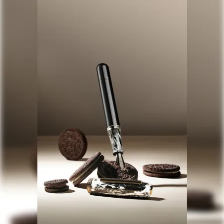 Stylo-plume Moyenne Nahvalur Voyage Cookies and Cream – Élégance et Originalité