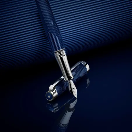 Stylo Plume Fine Léman Bleu Marin - Caran d’Ache | Écriture d'Exception