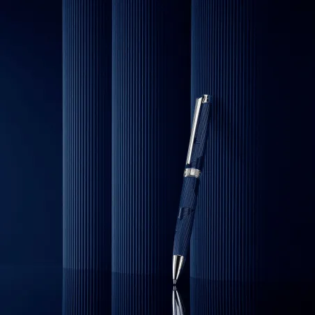 Stylo Bille Caran d'Ache - Leman Bleu Marin - ambiance