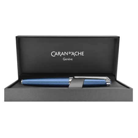 Stylo Plume M Caran d'Ache - Léman - Grand Bleu - Coffret