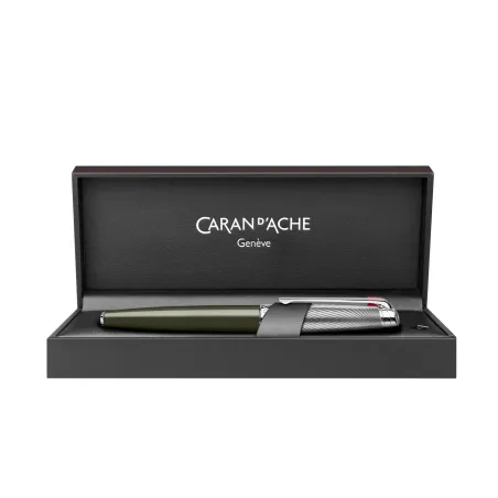 Stylo plume M Caran d'Ache - Léman - Terre d’Ombre - Coffret
