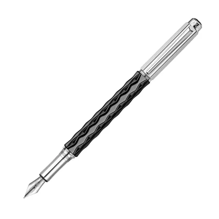 Stylo Plume F Caran d'Ache - Varius - Céramic Black - Rhodié - Ouvert