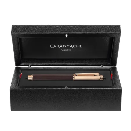 Stylo Plume EF Caran d'ache - Varius - Ebony Plaqué or rose - Coffret