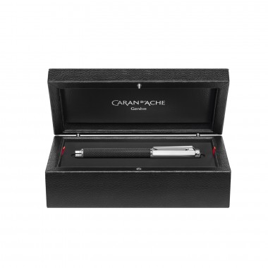 Stylo plume M Caran d'Ache - Varius - Ivanhoé Black Rhodié
