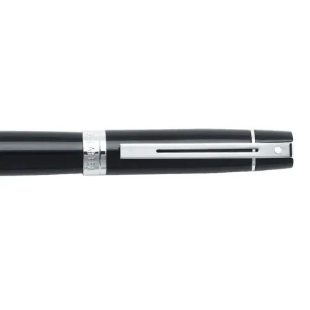Stylo Plume M Sheaffer - Série 300 - Black Attributs Chromés - Détails