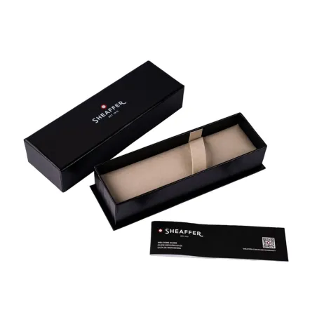 Stylo Plume M Sheaffer - VFM - Chrome Attributs dorés - Coffret ouvert