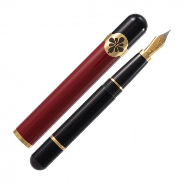 Stylo Plume EF DIPLOMAT "XO" Laqué burgundy Attributs dorés