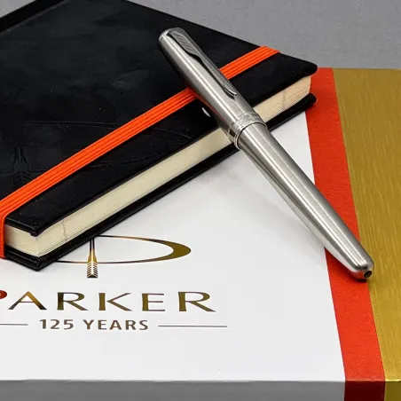 Coffret Stylo-plume Sonnet + Notebook noir (fourni avec 1 cartouche Parker Noir) (PARKER)