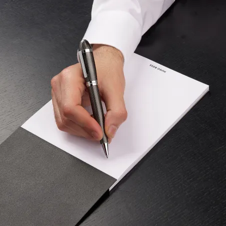 Stylo bille Hugo Boss ARC Futurist Gun – Design architectural