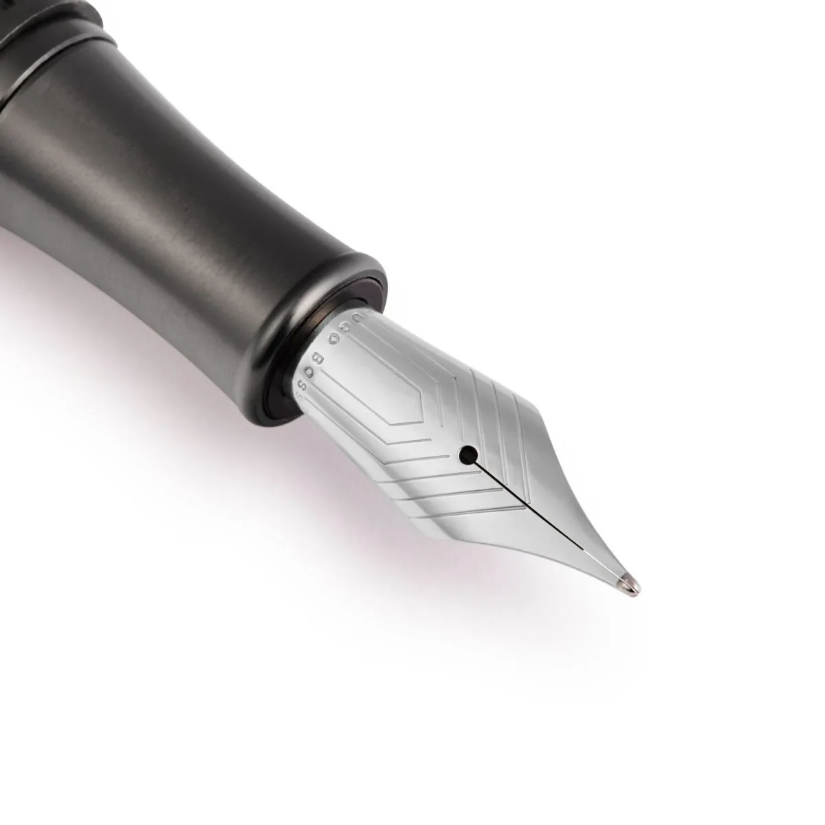 Stylo plume Hugo Boss Arcade Gun – Design architectural mat