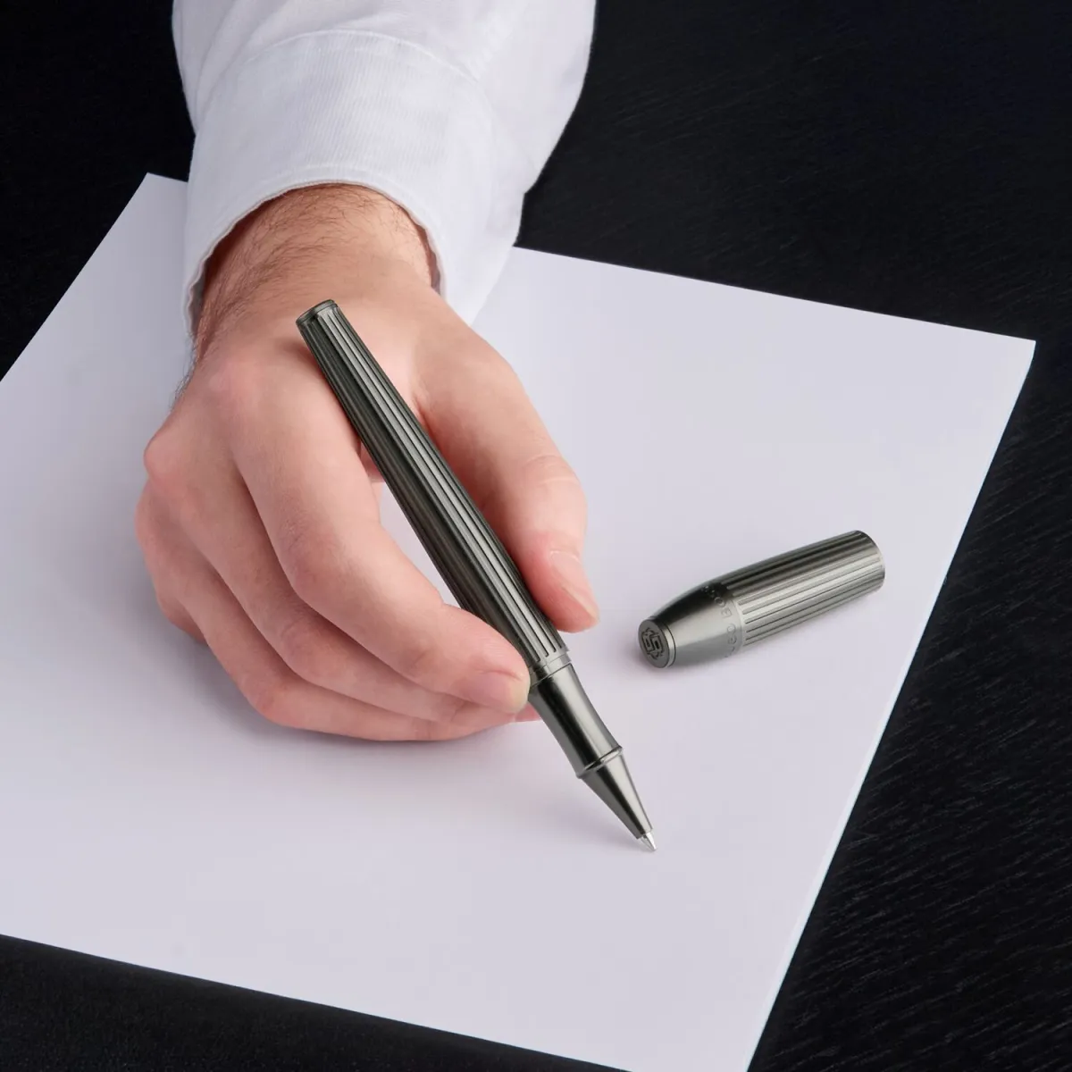 Stylo Roller Hugo Boss Arcade Gun – Rayures architecturales