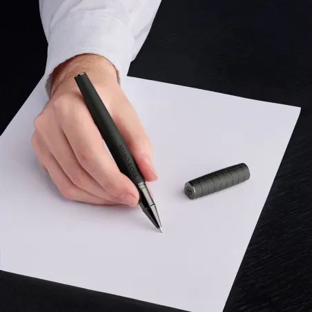 Roller Hugo Boss Arche Bauhaus Black – Écriture fluide et design Bauhaus