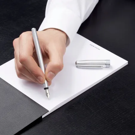 Stylo Plume Hugo Boss Essential Metal Silver - Plume Moyenne