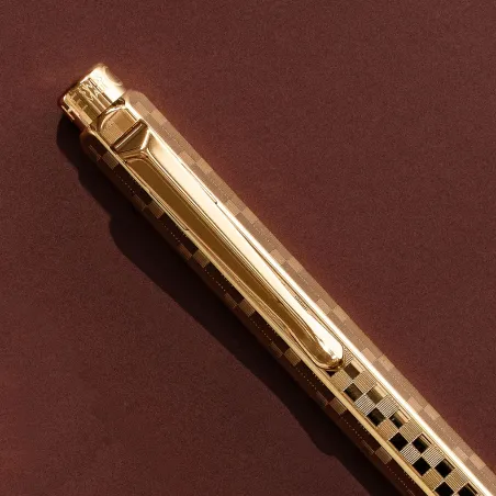 Stylo Bille Ecridor Damier Doré Jaune Caran d’Ache